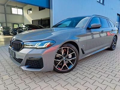Gebraucht BMW 540 M Sport 340 PS (250 kW) 2022 Berninagrau bernsteineffekt Kombi