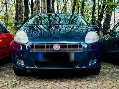 Gebraucht Fiat Punto 77 PS (56 kW) 2009 Blau Kleinwagen