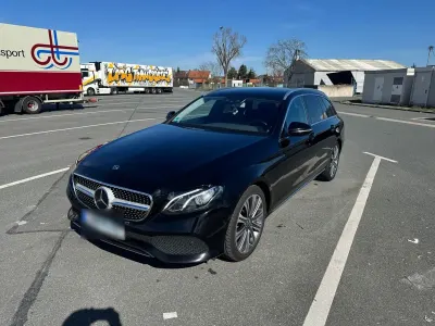Gebraucht Mercedes E220 194 PS (142 kW) 2018 Schwarz Kombi