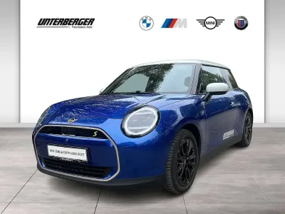 Gebraucht Mini Cooper SE 160 kW (218 PS) 2024 Blau Kleinwagen