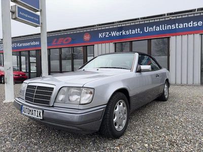 Gebraucht Mercedes E220 150 PS (110 kW) 1994 Cabrio