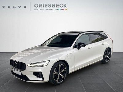 Second-hand Volvo V60 Ultimate 455 CP (334 kW) 2023 Alb Break