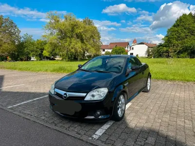 Gebraucht Opel Tigra Enjoy 90 PS (66 kW) 2006 Schwarz Cabrio