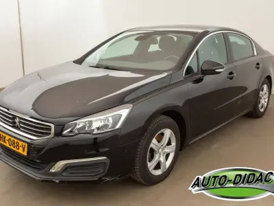 Gebraucht Peugeot 508 Active 165 PS (121 kW) 2015 Schwarz Limousine