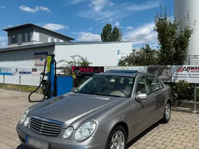 Gebraucht Mercedes E200 Elegance 122 PS (89 kW) 2004 Grau Limousine