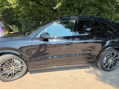 Gebraucht Porsche Cayenne Turbo 549 PS (403 kW) 2019 Schwarz SUV
