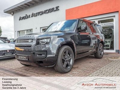 Grau Gebraucht 2025 Land Rover Defender SE Dynamic SUV | 84.995 € (Fairer Preis)