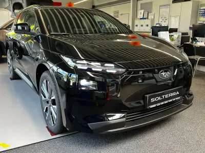 Neu Subaru Solterra Comfort 252 kW (343 PS) 2026 Attitude black silicia SUV