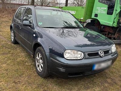 Gebraucht VW Golf IV 75 PS (55 kW) 2000 Blau Limousine