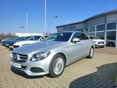 Używany Mercedes C180 Avantgarde 156 KM (114 kW) 2016 Srebrny Sedan/Limuzyna