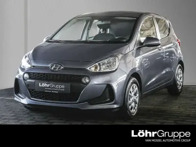 Gebraucht Hyundai i10 Passion 87 PS (63 kW) 2018 Grau Kleinwagen