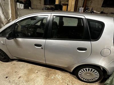 Silber Gebraucht 2010 Mitsubishi Colt Invite Van / Kleinbus | 5.300 € (Etwas zu teuer)