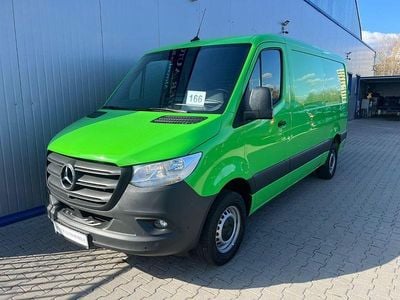 Gebraucht Mercedes Sprinter 170 PS (125 kW) 2021 Grün Van