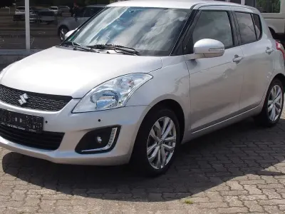 Gebraucht Suzuki Swift Comfort 94 PS (69 kW) 2014 Silber Kleinwagen