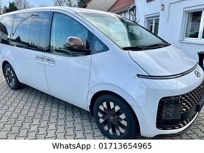 Gebraucht Hyundai Staria Signature 150 PS (110 kW) 2021 Andere Van / Kleinbus