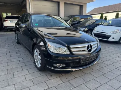 Gebraucht Mercedes C200 Avantgarde 184 PS (135 kW) 2008 Schwarz Limousine
