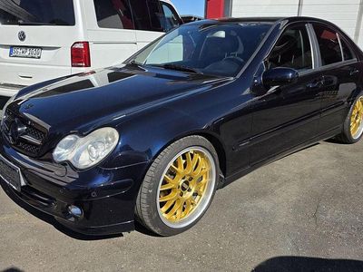 Gebraucht Mercedes C200 Sport Edition 163 PS (119 kW) 2005 Diamantschwarz Limousine