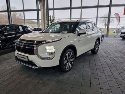 Neu Mitsubishi Outlander P-HEV Edition 306 PS (225 kW) 2025 Weiß SUV
