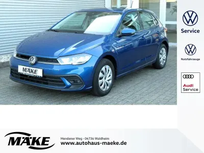 Gebraucht VW Polo Life 80 PS (58 kW) 2023 Reef blue metallic Kleinwagen