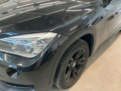 Second-hand BMW X1 184 CP (135 kW) 2015 Negru SUV
