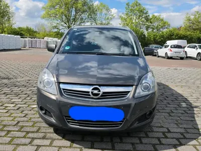 Używany Opel Zafira 140 KM (102 kW) 2012 Brązowy Minivan