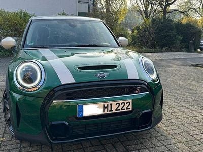 Second-hand Mini Cooper S Classic 178 CP (130 kW) 2021 Verde Hatchback