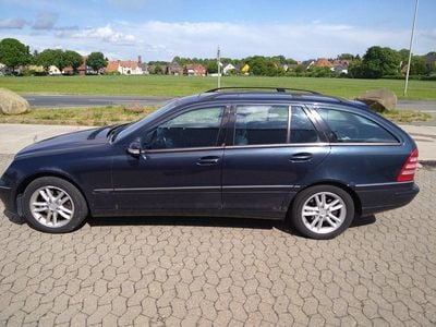 Mercedes C240