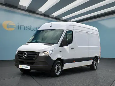 Gebraucht Mercedes E-Sprinter 83 kW (114 PS) 2022 Weiß Van