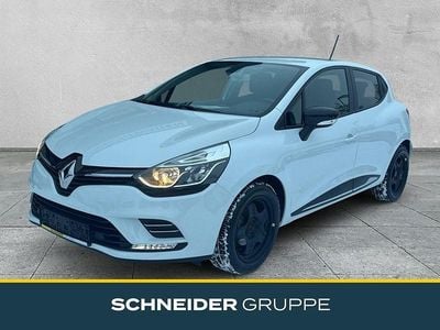 Weiß Gebraucht 2021 Renault Clio V Limousine | 10.490 € (Guter Preis)