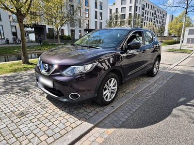 Gebraucht Nissan Qashqai 116 PS (85 kW) 2015 Violet SUV