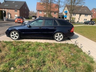 Gebraucht Mercedes C180 Sport Edition 150 PS (110 kW) 2005 Blau Kombi