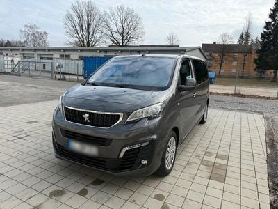 Peugeot Traveller