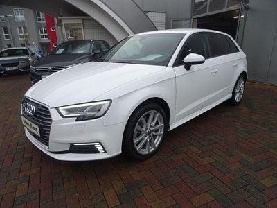 Weiß Gebraucht 2020 Audi A3 Limousine | 18.950 € (Guter Preis)