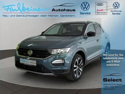 Gebraucht VW T-Roc IQ Drive 116 PS (85 kW) 2019 Petroleum blue (blau), metallic SUV