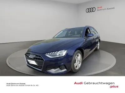 Gebraucht Audi A4 Sport 204 PS (150 kW) 2023 Navarrablau metallic Kombi