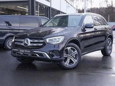 Gebraucht Mercedes GLC300e AMG 211 PS (155 kW) 2021 Unilack schwarz uni SUV