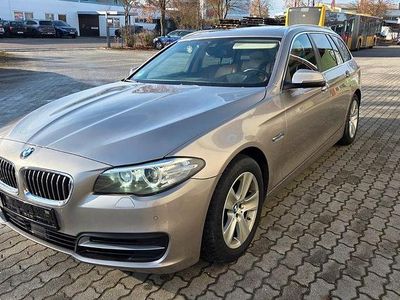 Gebraucht BMW 520 190 PS (139 kW) 2015 Silber Kombi