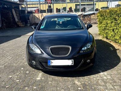 Gebraucht Seat Leon 105 PS (77 kW) 2007 Schwarz Kleinwagen