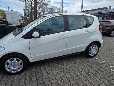 Gebraucht Mercedes A180 116 PS (85 kW) 2010 Weiß Van / Kleinbus