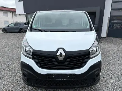Gebraucht Renault Trafic Komfort 121 PS (88 kW) 2019 Weiß Van / Kleinbus