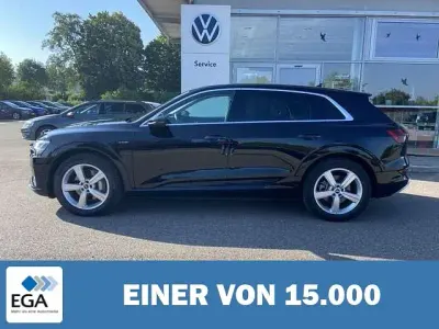 Gebraucht Audi e-tron Advanced 230 kW (313 PS) 2022 Schwarz SUV