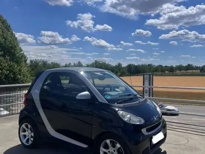 Gebraucht Smart ForTwo Coupé Passion 71 PS (52 kW) 2010 Schwarz Coupé