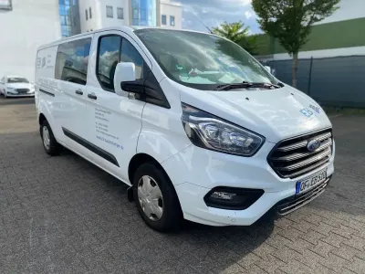 Gebraucht Ford 300 Trend 131 PS (96 kW) 2019 Weiß Van / Kleinbus
