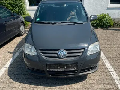 Używany VW Fox 54 KM (39 kW) 2007 Niebieski Hatchback