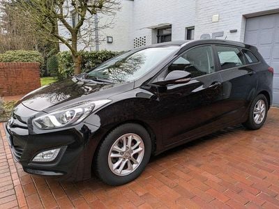 Schwarz Gebraucht 2013 Hyundai i30 Trend Kombi | 6.500 € (Fairer Preis)