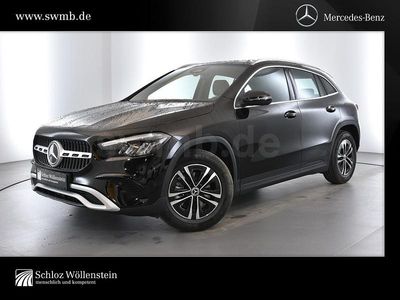 Gebraucht Mercedes GLA180 100 PS (73 kW) 2026 Schwarz SUV