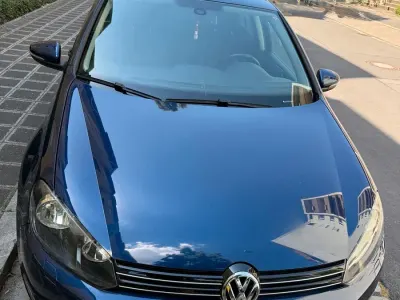 Gebraucht VW Golf VI 122 PS (89 kW) 2009 Blau Kleinwagen