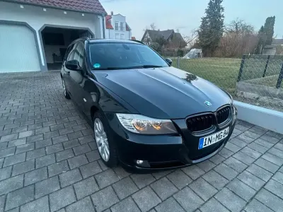 Gebraucht BMW 320 143 PS (105 kW) 2010 Schwarz Kombi