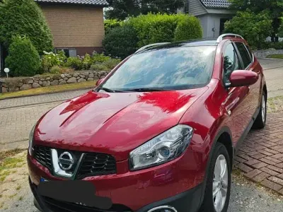 Gebraucht Nissan Qashqai +2 141 PS (103 kW) 2010 Rot SUV