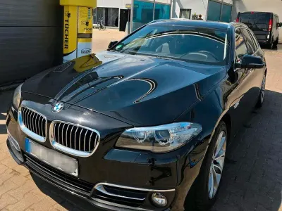 Gebraucht BMW 525 Luxury Line 218 PS (160 kW) 2015 Schwarz Kombi